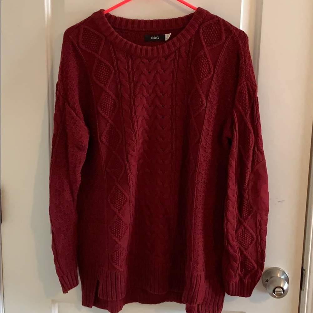 Maroon sweater